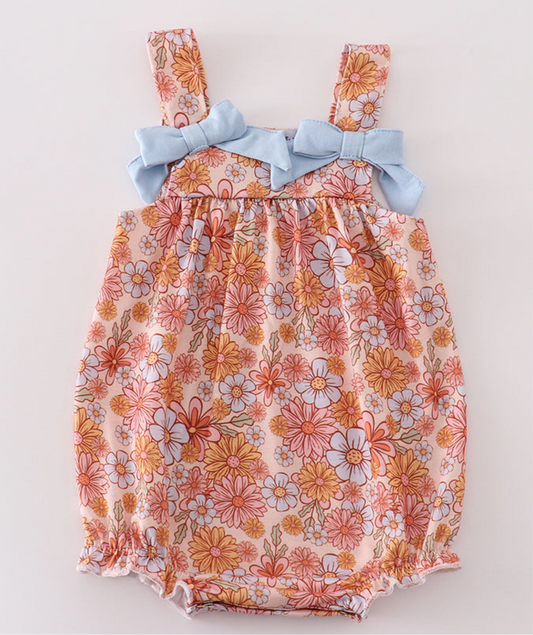 Girl Hippie Floral Bubble