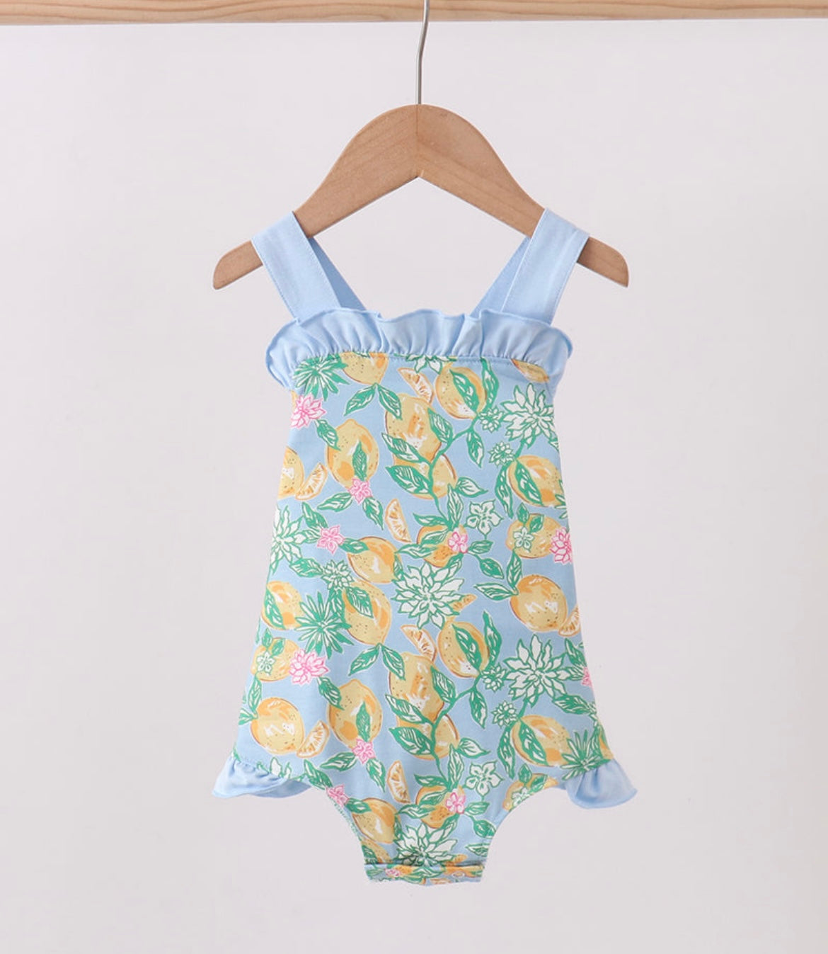 Girl Lemon Bubble