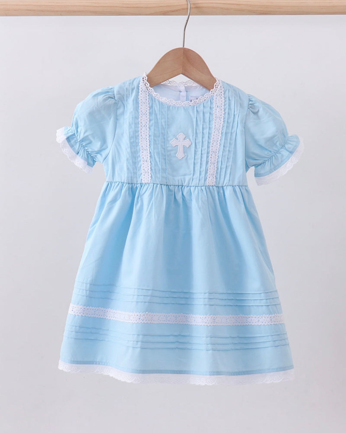 Girl Appliqué Cross Dress